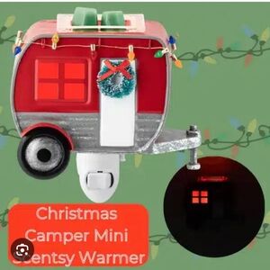 Scentsy Mini Christmas Camper Warmer